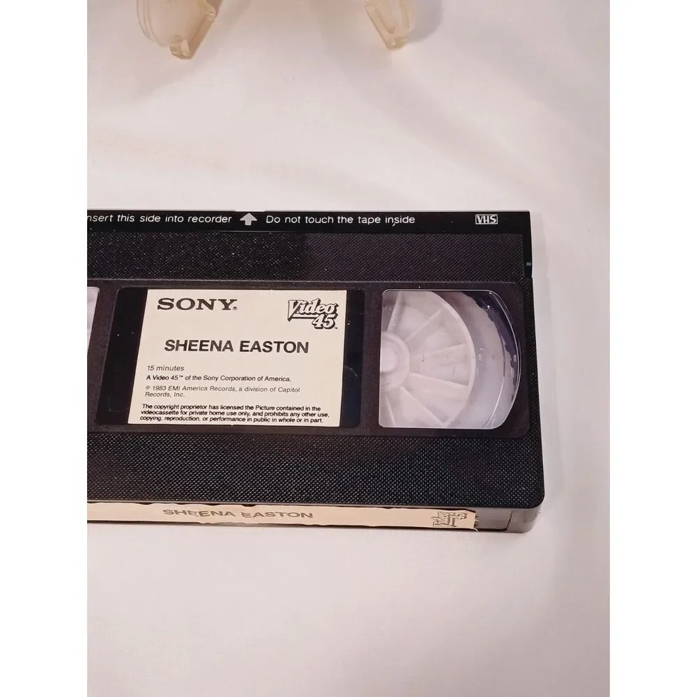 SHEENA‎ EASTON VIDEO 45 1983 BETA Train, Telefone, Machine, Ice In Rain